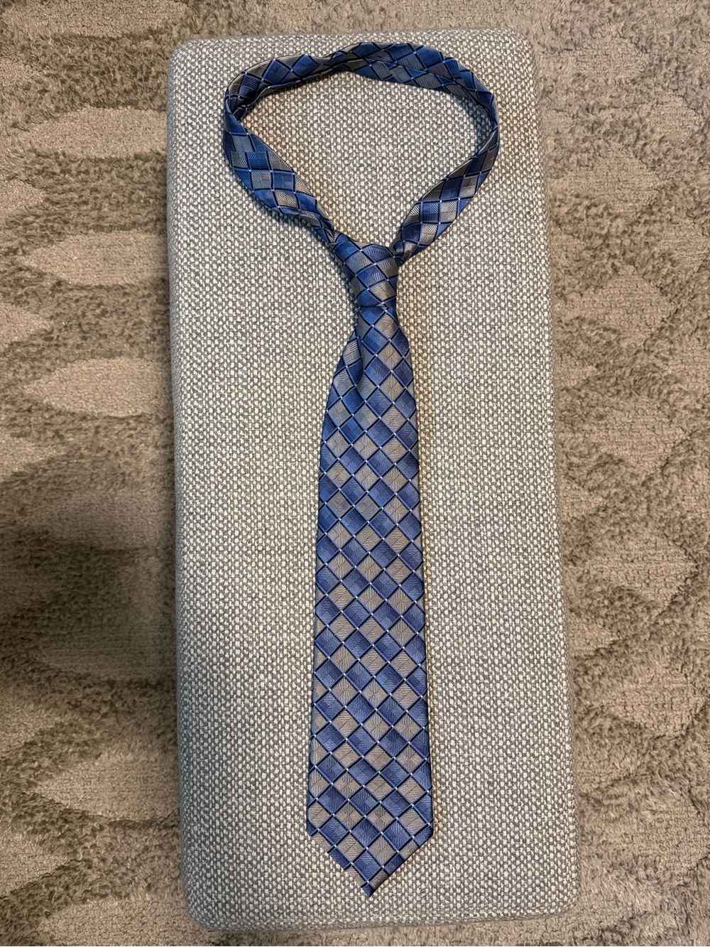 Joseph & Feiss Blue and Navy Geometric Silk Tie